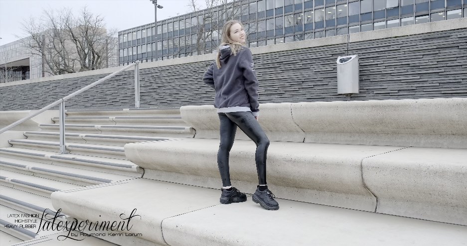 Serena Frost 1 - LateXperiment